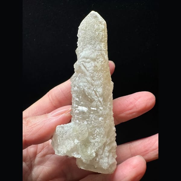 Interference quartz floater from Inner Mongolia — complete view