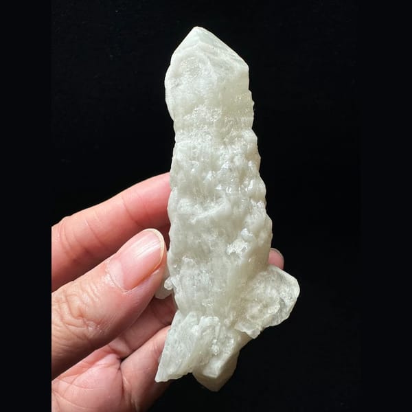 Double-terminated candle quartz from Inner Mongolia — alternate view
