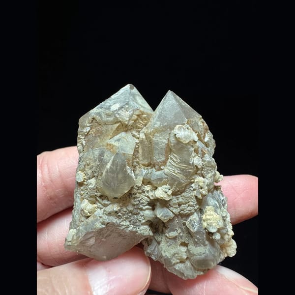 Skeletal interference quartz with calcite from Inner Mongolia — alternate view