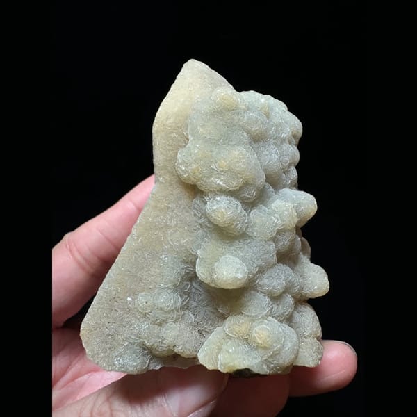 Quartz with lacy calcite crust from Inner Mongolia — complete view