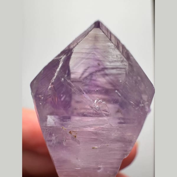 Vera Cruz amethyst with phantoms from Mexico — detail view