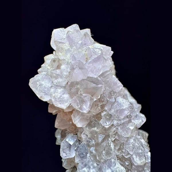Large quartz with secondary amethyst and hematite from Inner Mongolia — detail view