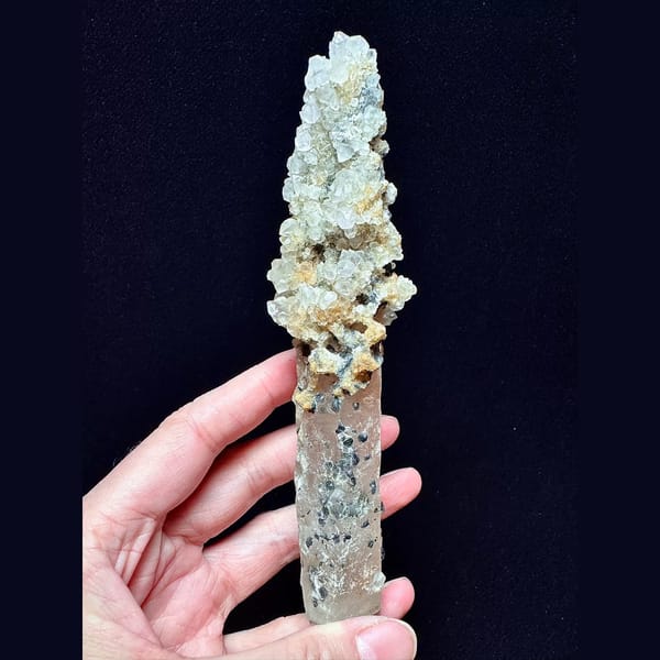Tall quartz with secondary amethyst and hematite from Inner Mongolia — complete view
