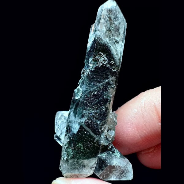 Green phantom double-terminated quartz from Inner Mongolia — alternate view
