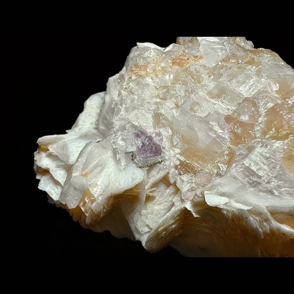 Petal calcite rosette cluster from Yaogangxian — detail view