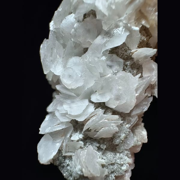 Sparkly quartz with two-tone petal calcite from Inner Mongolia — detail view