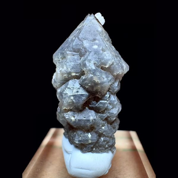 Screw quartz with inclusions from Inner Mongolia — complete view