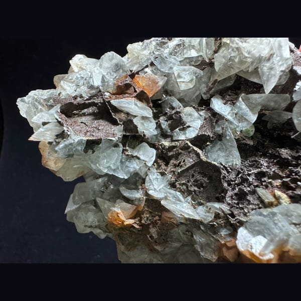 Butterfly petal calcite with iron minerals from Guizhou — detail view