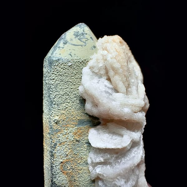 Green-skinned quartz with petal calcite from Inner Mongolia — detail view