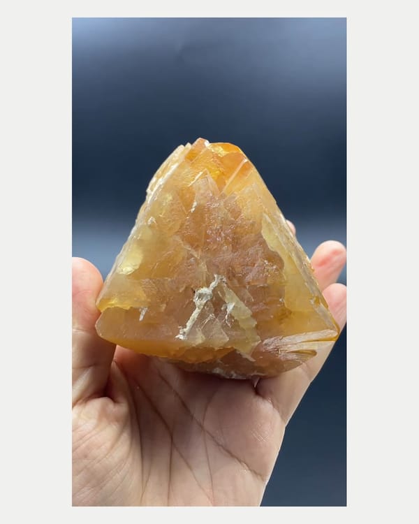 Complete reverse view of large orange scheelite crystal
