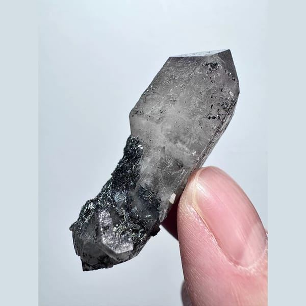 Double-terminated scepter amethyst with hematite from Inner Mongolia — detail view