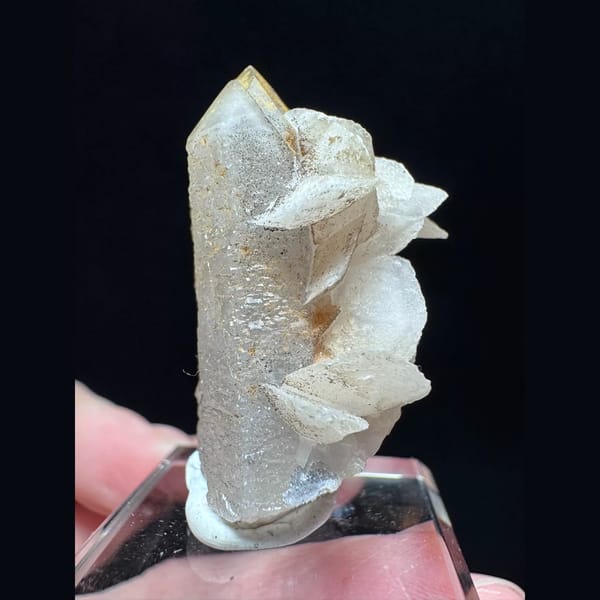 Velvety quartz with petal calcite from Inner Mongolia — alternate view