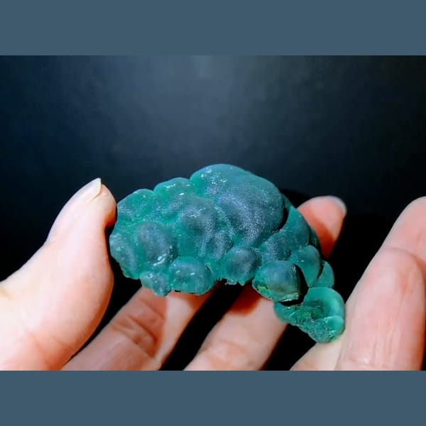 Cats-eye malachite from the Congo — detail view