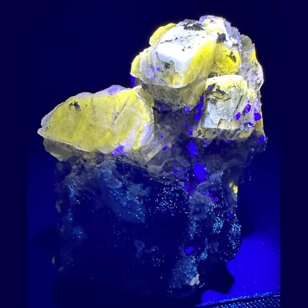 Apatite with Fluorite and Quartz Yaogangxian 3.6 cm — alternate view