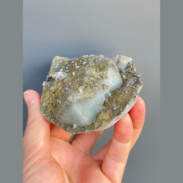 Pyrite matrix with fluorite, quartz and calcite from Fujian — detail view