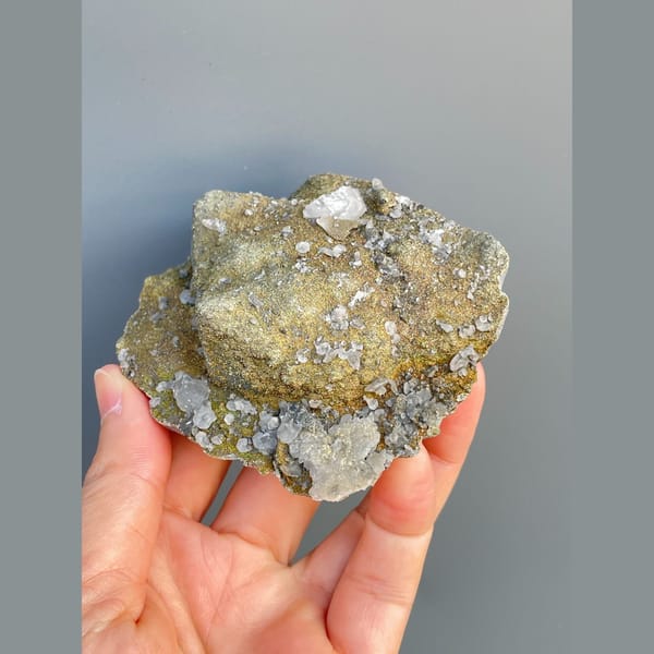 Pyrite matrix with fluorite, quartz and calcite from Fujian — detail view