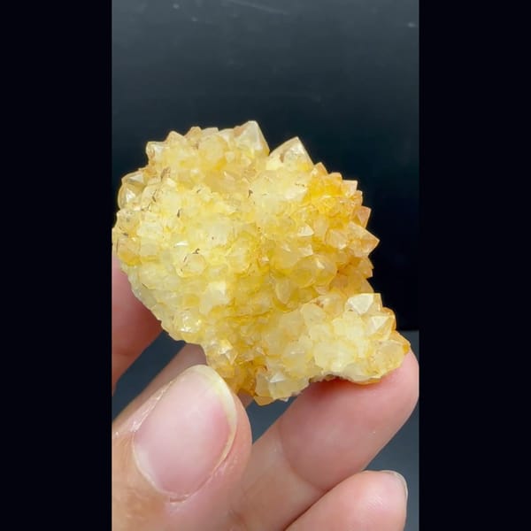 Yellow Durian Quartz Cluster Yaogangxian 4.6 cm — alternate view