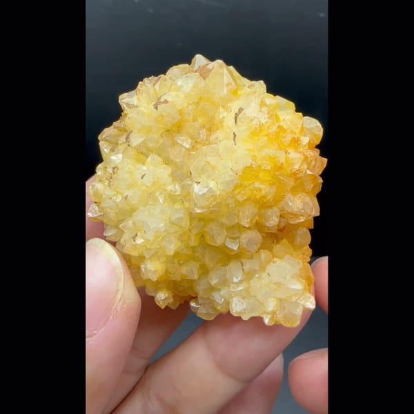 Yellow Durian Quartz Cluster Yaogangxian 4.6 cm — alternate view