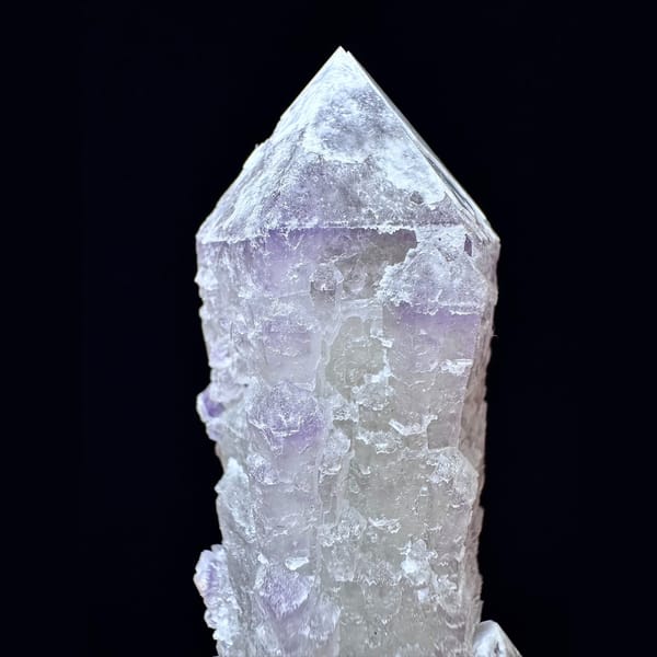 Second-growth pale amethyst floater from Inner Mongolia — detail view