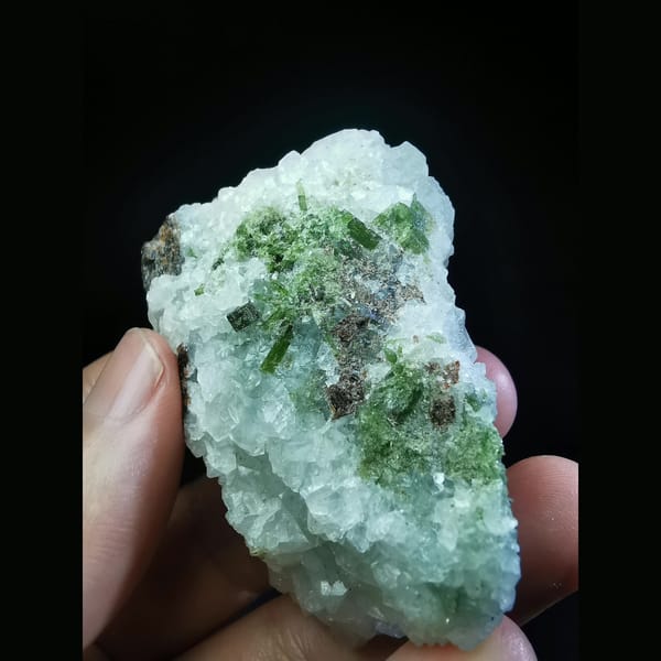 Sparkling white apophyllite cluster from Shijiangshan — alternate view