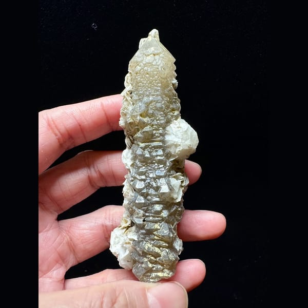 Screw quartz with petal calcite from Inner Mongolia — complete view