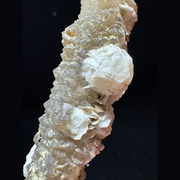 Screw quartz with petal calcite from Inner Mongolia — detail view
