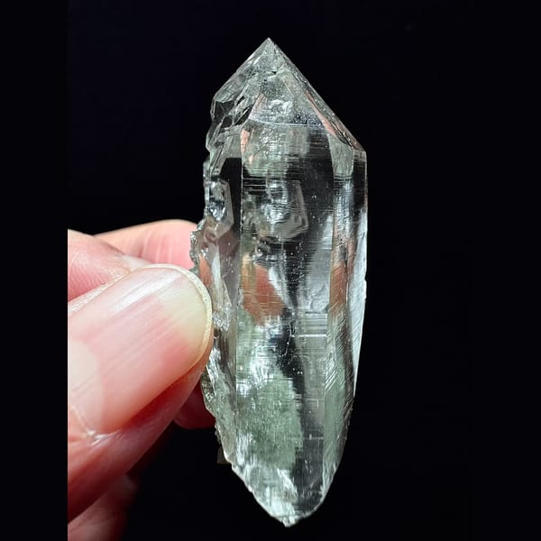 Double-terminated green phantom quartz from the Indian Himalaya — alternate view