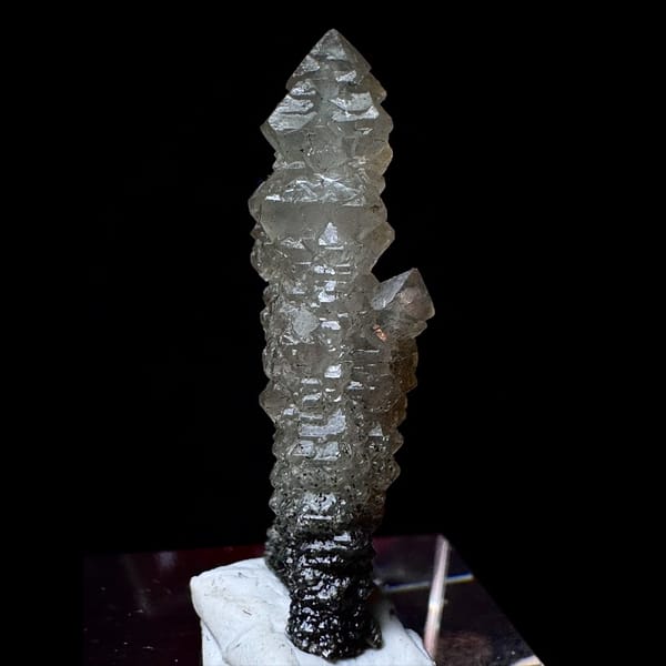 Screw quartz with frog-egg quartz from Inner Mongolia — detail view