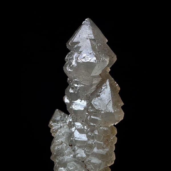 Screw quartz with frog-egg quartz from Inner Mongolia — detail view