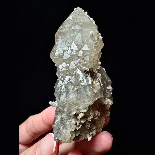 Castle screw quartz from Dong Ujimqin, Inner Mongolia — alternate view
