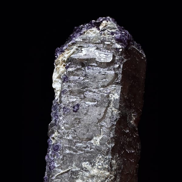 Large elestial quartz with purple fluorite from Huanggangliang — detail view