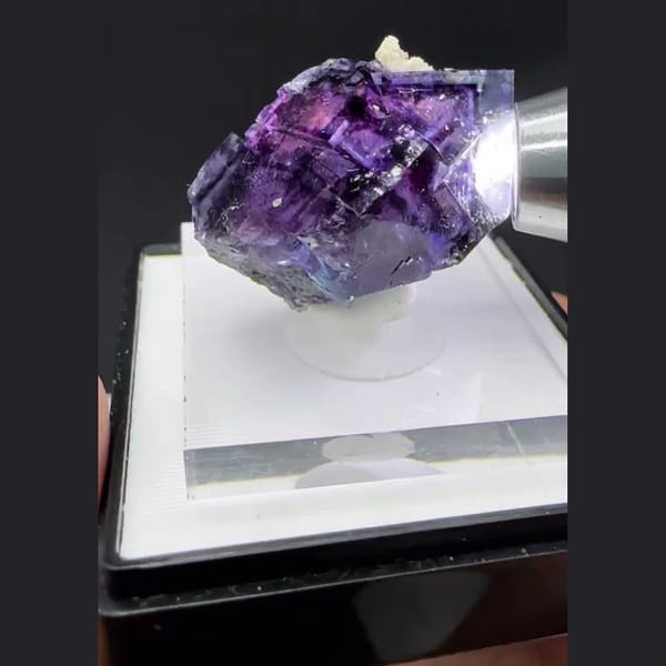 Purple Phantom Fluorite Yaogangxian 2.2 cm — alternate view