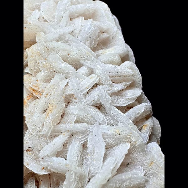 Quartz with cream petal calcite from Inner Mongolia — detail view