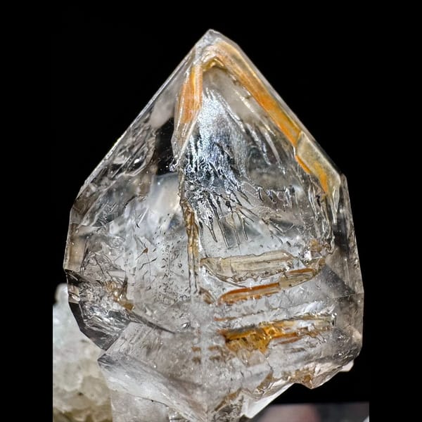 Skeletal quartz mini scepter from Namibia — detail view