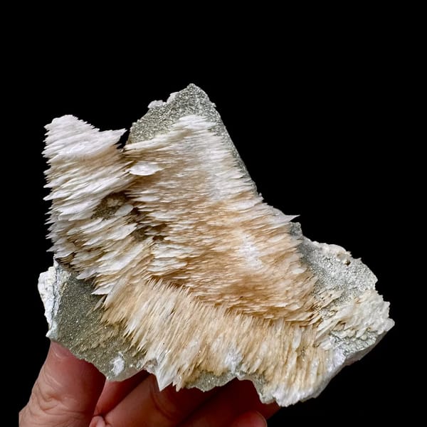 Green-coated calcite with layered and petal calcite from Inner Mongolia — complete view