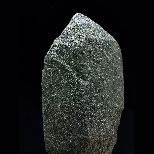 Himalayan green phantom scepter quartz floater from Nepal — detail view
