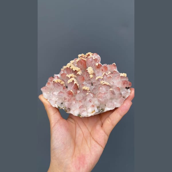Large red quartz plate with cream dolomite from Dongxiang, Jiangxi — alternate view