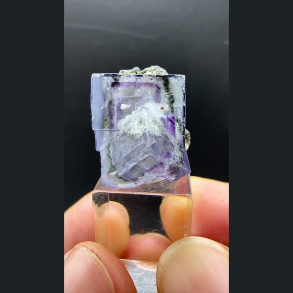 Purple Framed Fluorite Yaogangxian 2.1 cm — alternate view