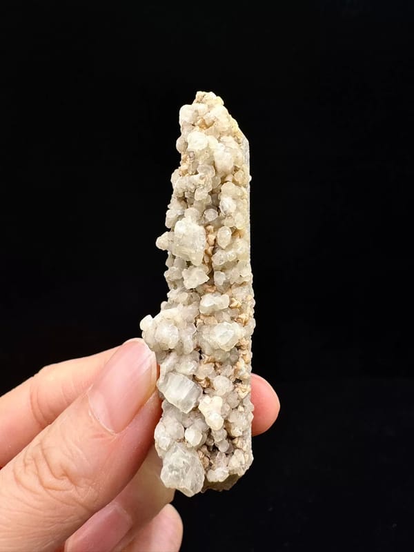 Double-terminated quartz with calcite from Inner Mongolia — complete opposite front view