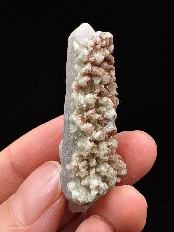 Silky quartz with pink-white calcite from Inner Mongolia — complete three-quarter view