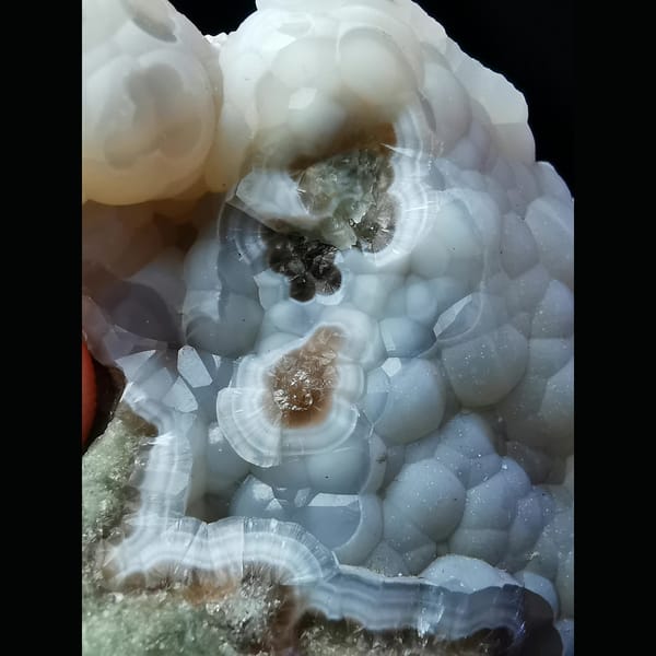 Pale pink bultfonteinite from Shijiangshan — alternate view