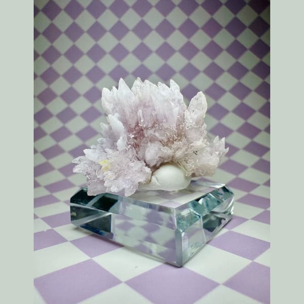 Pink Creedite Flower Cluster Guizhou 5.1 cm — detail view