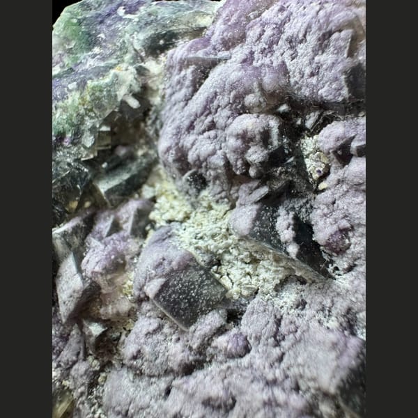 Purple Fluorite with White Inclusions Henan 11.0 cm — detail view
