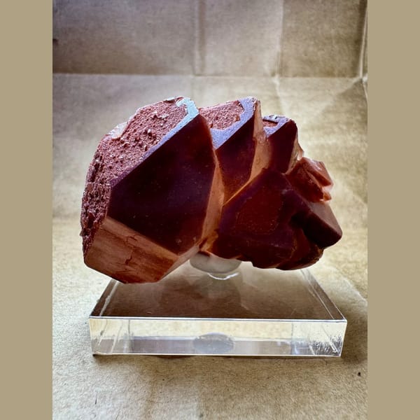 Red Quartz Crystal Cluster Shanxi 6.0 cm — detail view