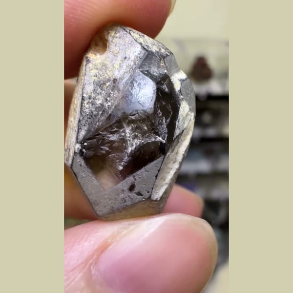 Silver-Grey Double-Terminated Quartz Mozambique 2.5 cm — alternate view