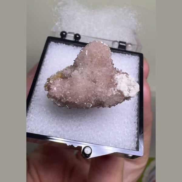 Pink Creedite Cluster Guizhou 2.5 cm — alternate view
