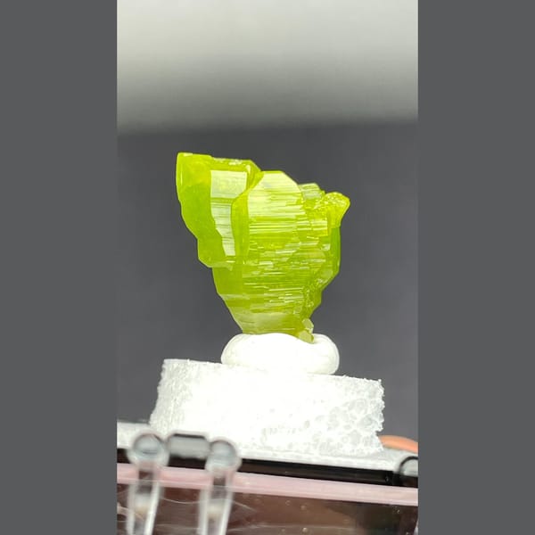 Bright green stacked cup pyromorphite from Guangxi — alternate view