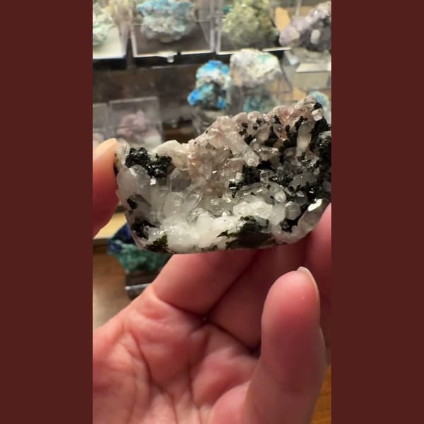 Garden Quartz with Dark Crystals Sichuan 6.0 cm — alternate view
