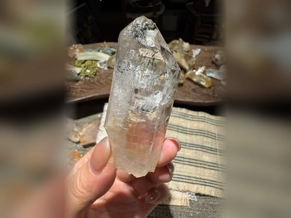 Himalayan Quartz Hand Piece 68.5 g, Pakistan, Record Keeper and Rainbow Inclusions — alternate view