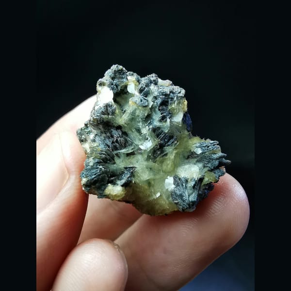 Floater two-tone platy calcite — alternate view